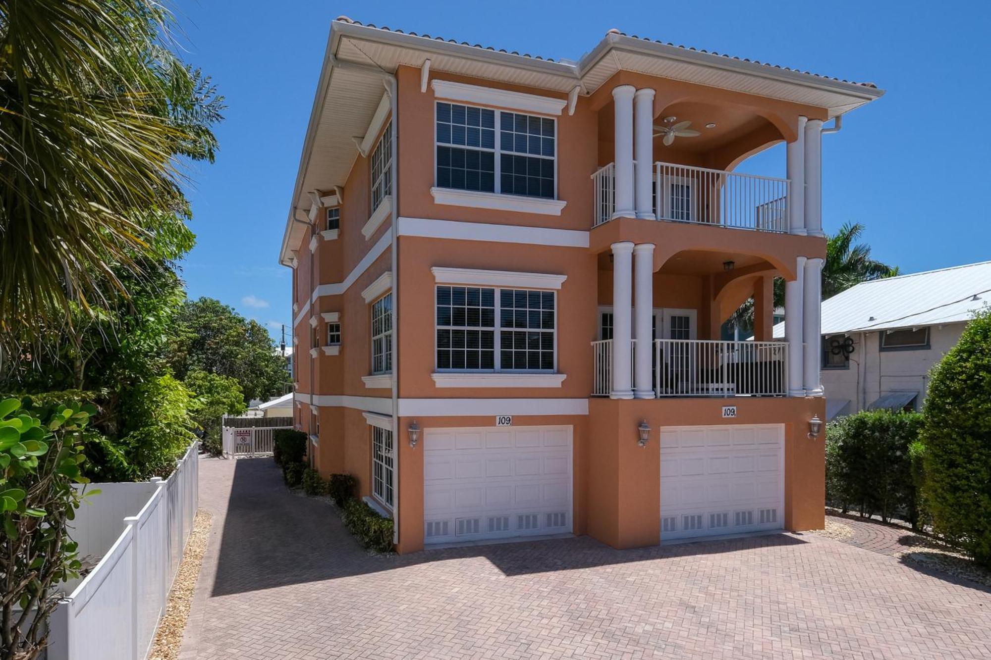 Hibiscus Hideaway Condo Walk To Historic Bridge St Bradenton Beach Bagian luar foto