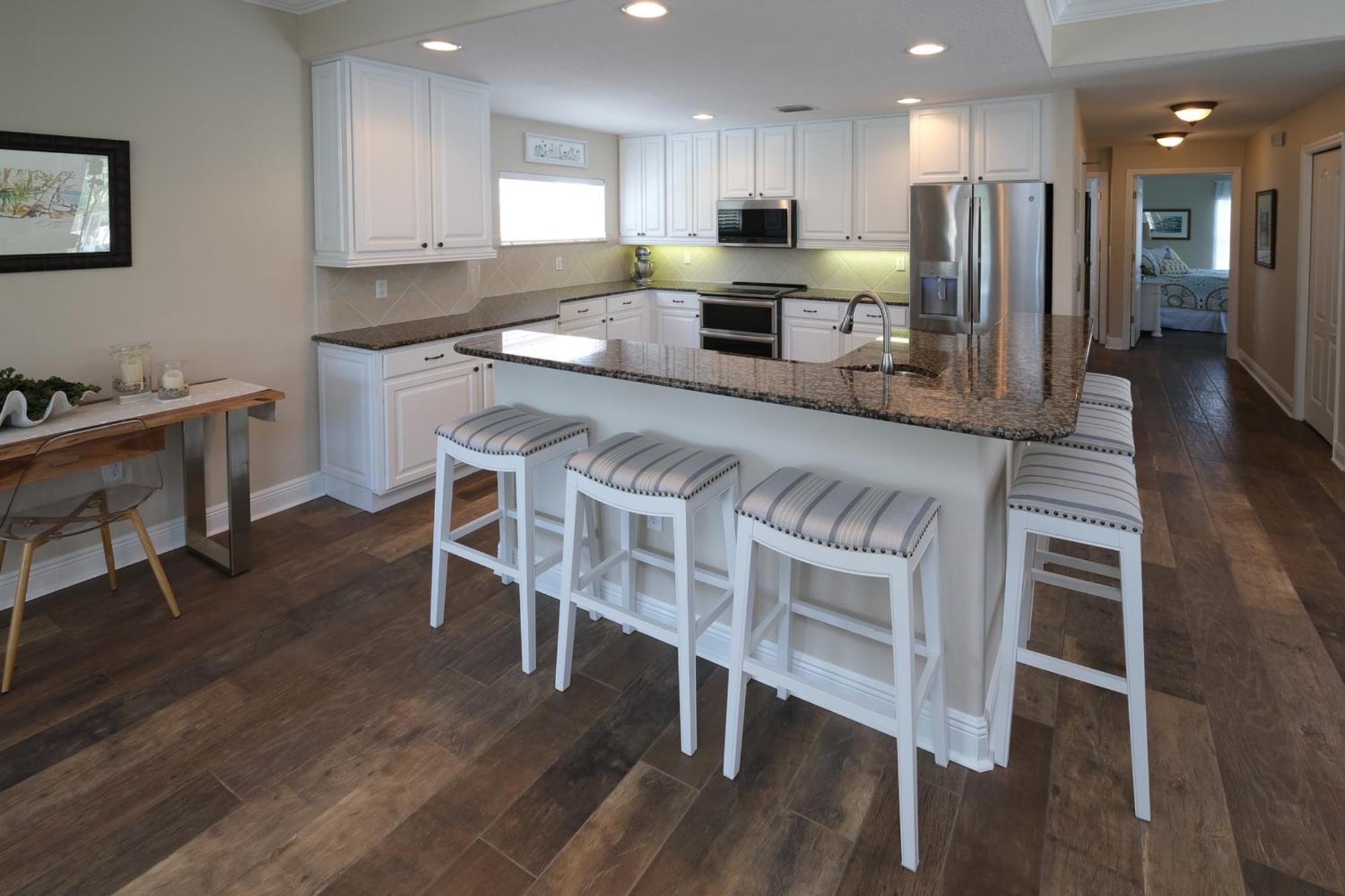 Hibiscus Hideaway Condo Walk To Historic Bridge St Bradenton Beach Bagian luar foto