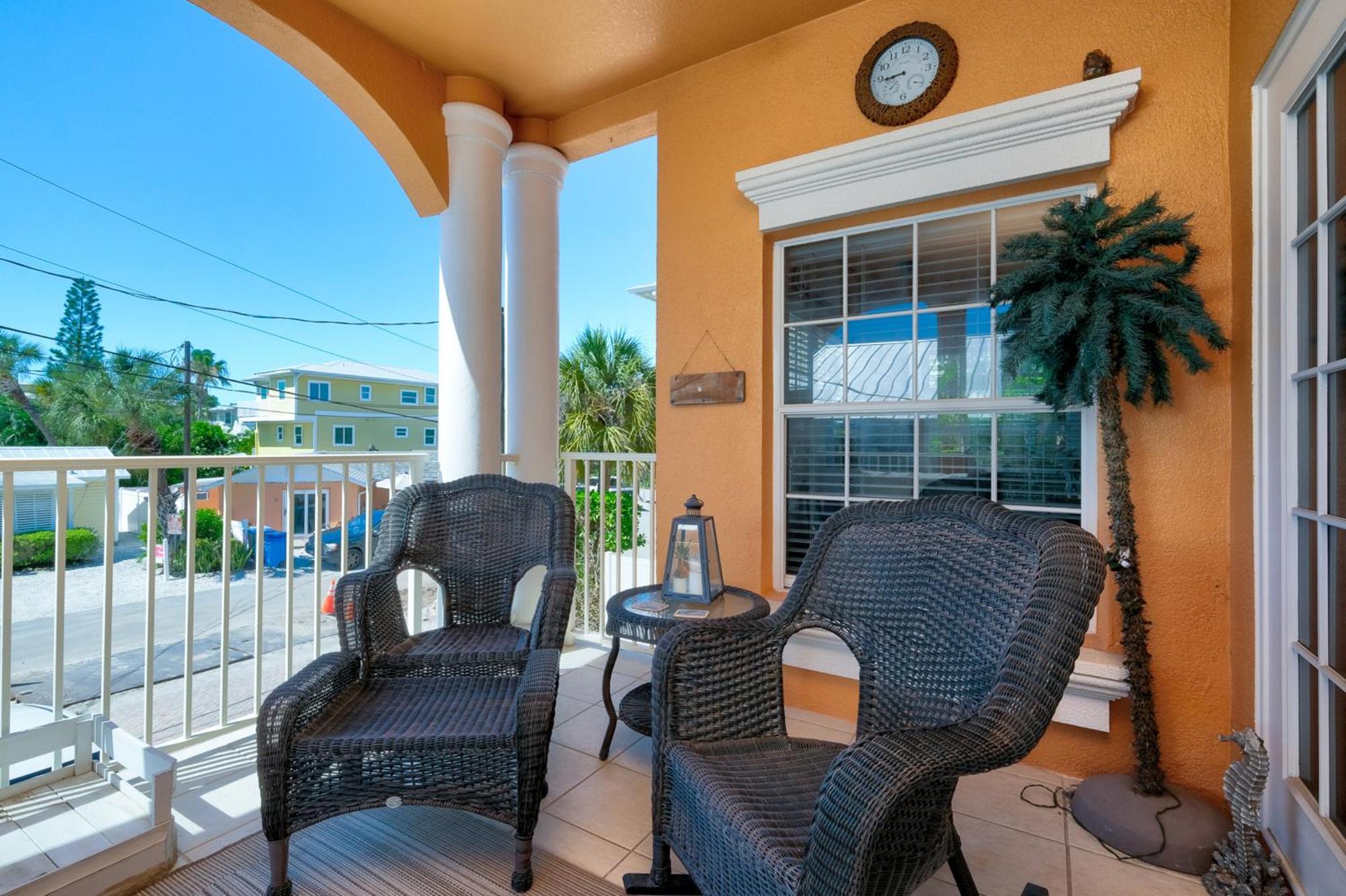 Hibiscus Hideaway Condo Walk To Historic Bridge St Bradenton Beach Bagian luar foto
